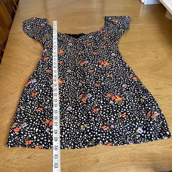 Forever 21 Floral Off-The-Shoulder Dress Size Small - Picture 9 of 11